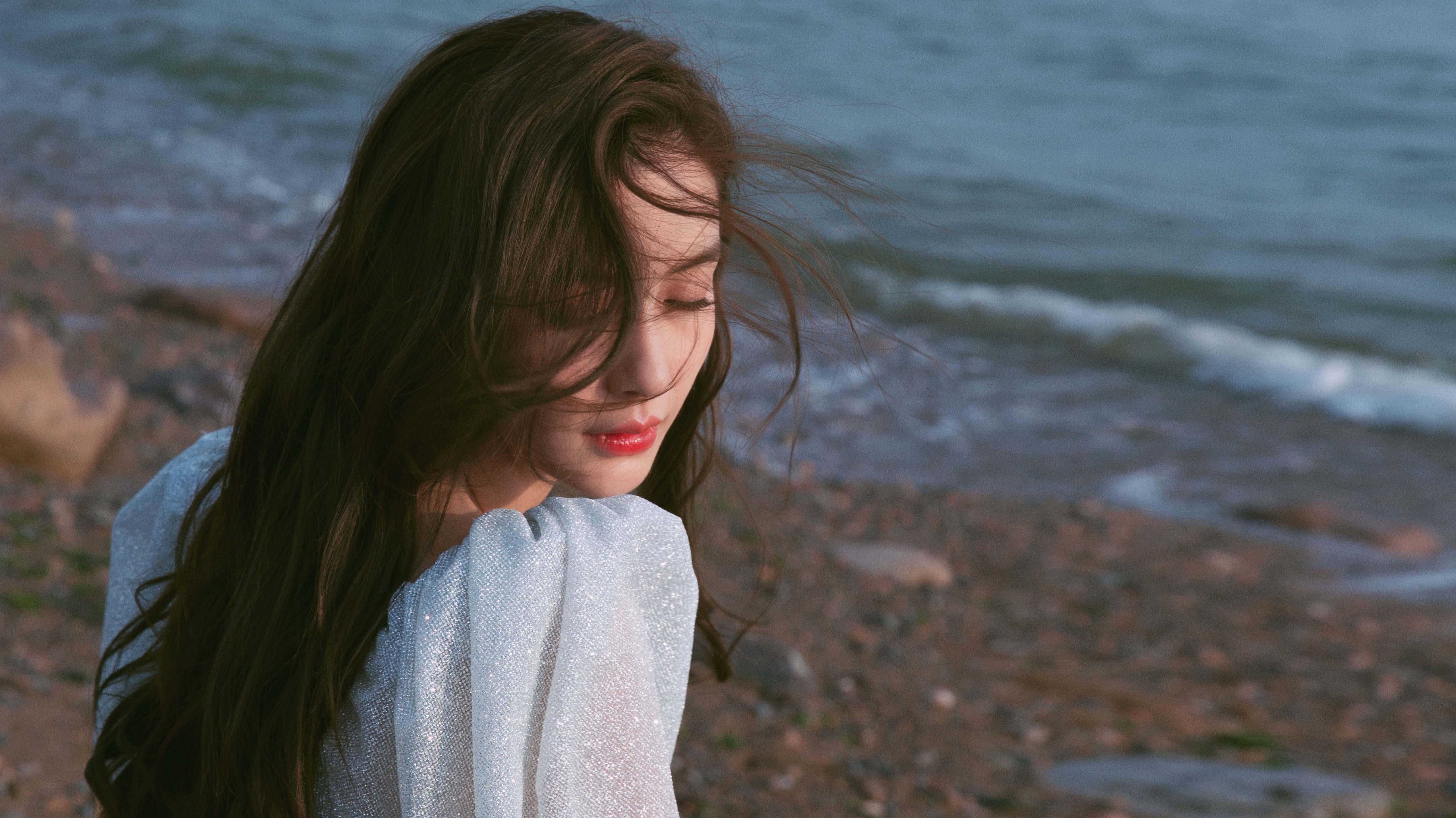 英超裁判使用语义回溯工具回顾判罚逻辑一致性,英超裁判出牌